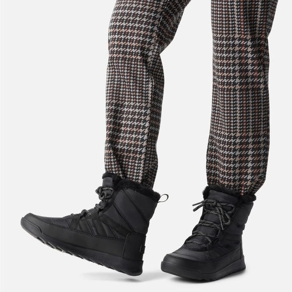 Sorel Shoes - NWB Sorel Women's Whitney II Plus Lace Waterproof Snow Boots Black Size 6 NEW